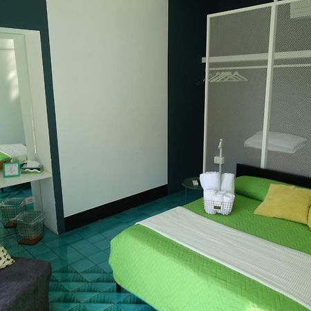 Ninina Boutique Suites Salerno Eksteriør bilde