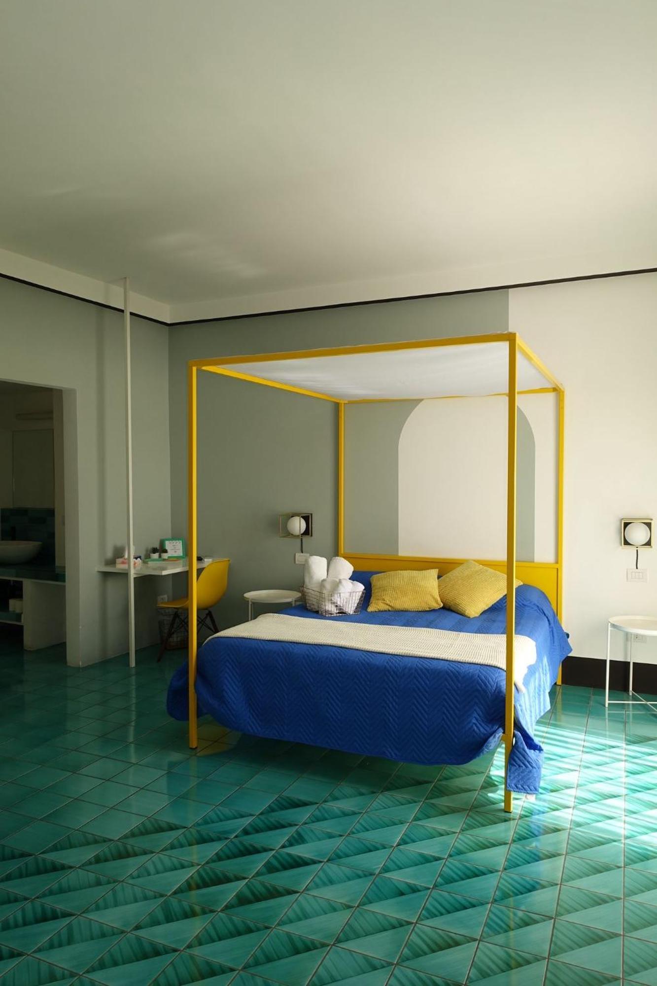 Ninina Boutique Suites Salerno Eksteriør bilde