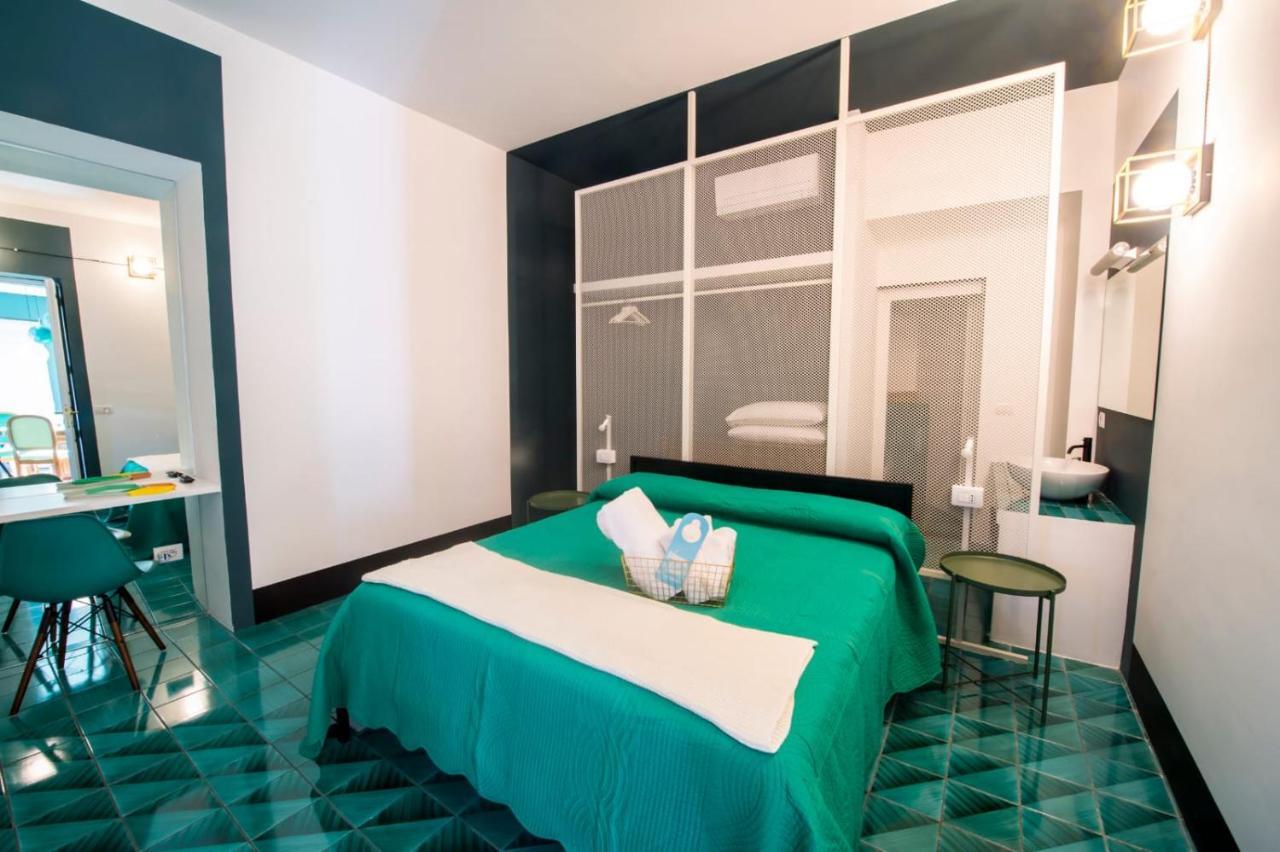 Ninina Boutique Suites Salerno Eksteriør bilde
